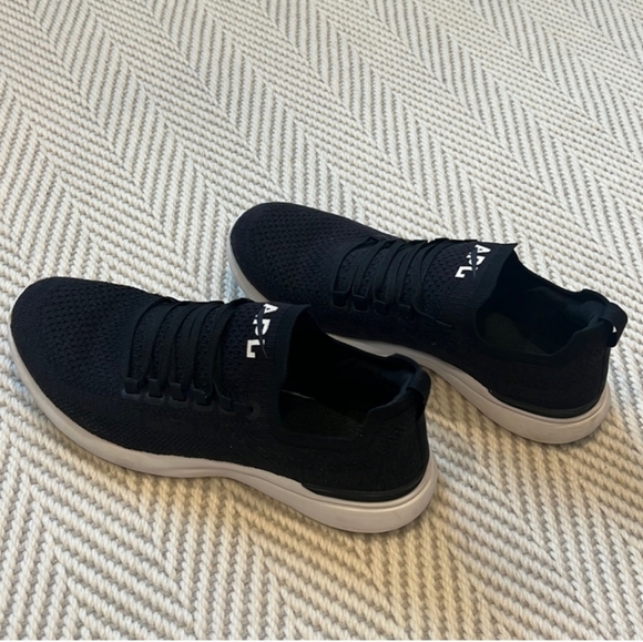 🔥🔥👟APL TECHLOOM PRO SNEAKERS - Picture 2 of 3